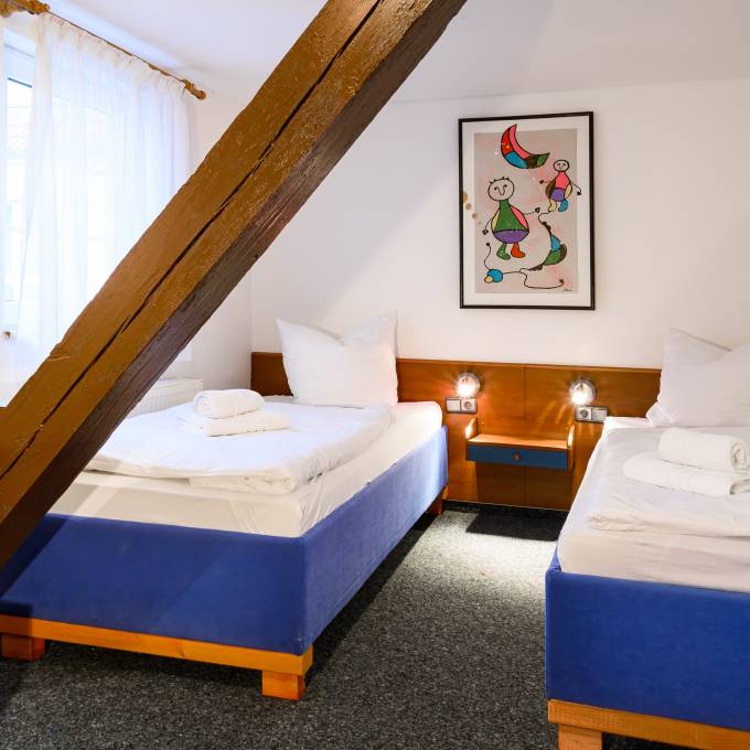 Innenansicht Zweibettzimmer im Vinetahotel Barth